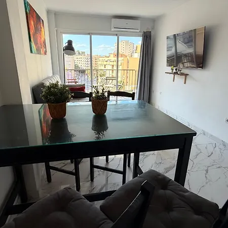 Costa Del Sol Apartman *